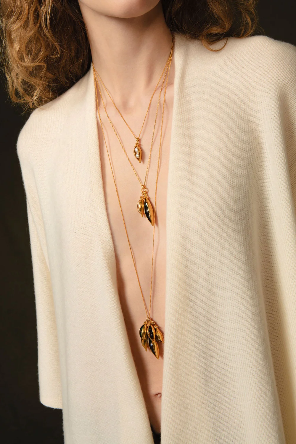 Peapod Duo Necklace Gold - Image 3